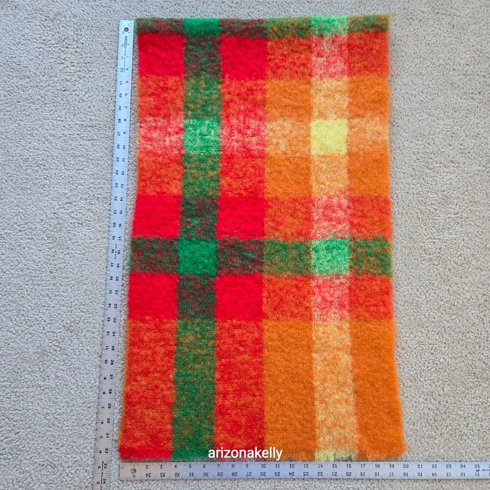 Vibrant Mohair/Wool Scarf Red Green Orange Yellow - Picture 5 of 10